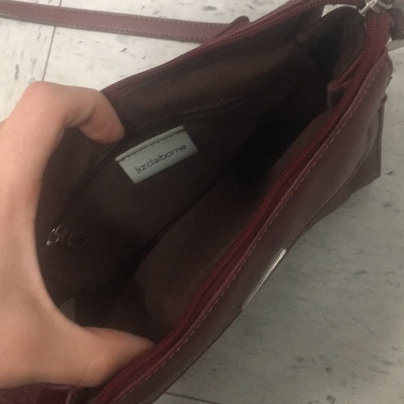 LIZ CLAIBORNE big shoulder purse red - Picture 3 of 4